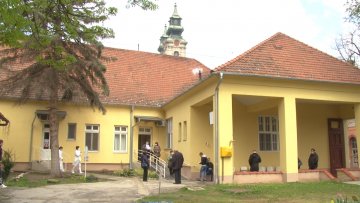 Благи пад новооболелих у Харамбашићевој