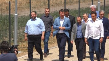 Мировић обишао постројења у Бачкој Тополи и Малом Иђошу