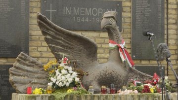 Одржан помен код „Птице сломљених крила”