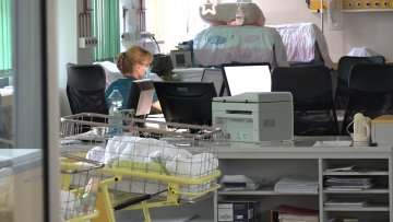 Две девојчице и два дечака прве бебе у новој години