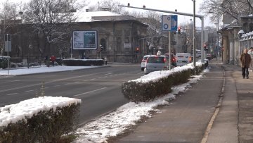 За викенд посуто 100 тона соли, путари и даље у приправности