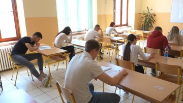 Почело друго пилотирање државне матуре