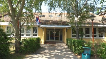 Школа одговара на дефицит здравствених радника