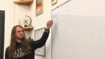 Млади математичар Игор Енги одлази на Кембриџ