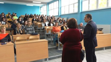 Реновиран амфитеатар у Високој  школи за образовање васпитача и тренера  