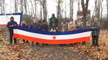 То је била Југа: Посао и стан од државе, а предузећа радничка 