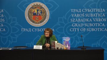 Хуманитарно вече у Дечјем позоришту