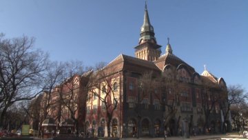 Број склопљених бракова у порасту, рођених и умрлих мање него 2021.