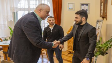 Градоначелник Бакић примио светског првака у рвању Алија Арсалана