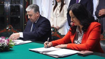 Потписан уговор са „СМБ градњом“ – настављају се радови на Народном позоришту