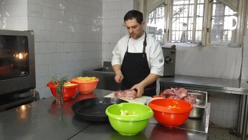 Румуни, Словаци и Мађари учили о српској кухињи