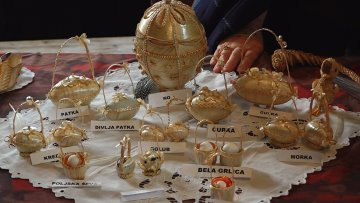 Ускршња јаја  украшена сламом – традиција војвођанских салаша