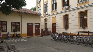 Школско звоно одзвонило крај и у Суботици