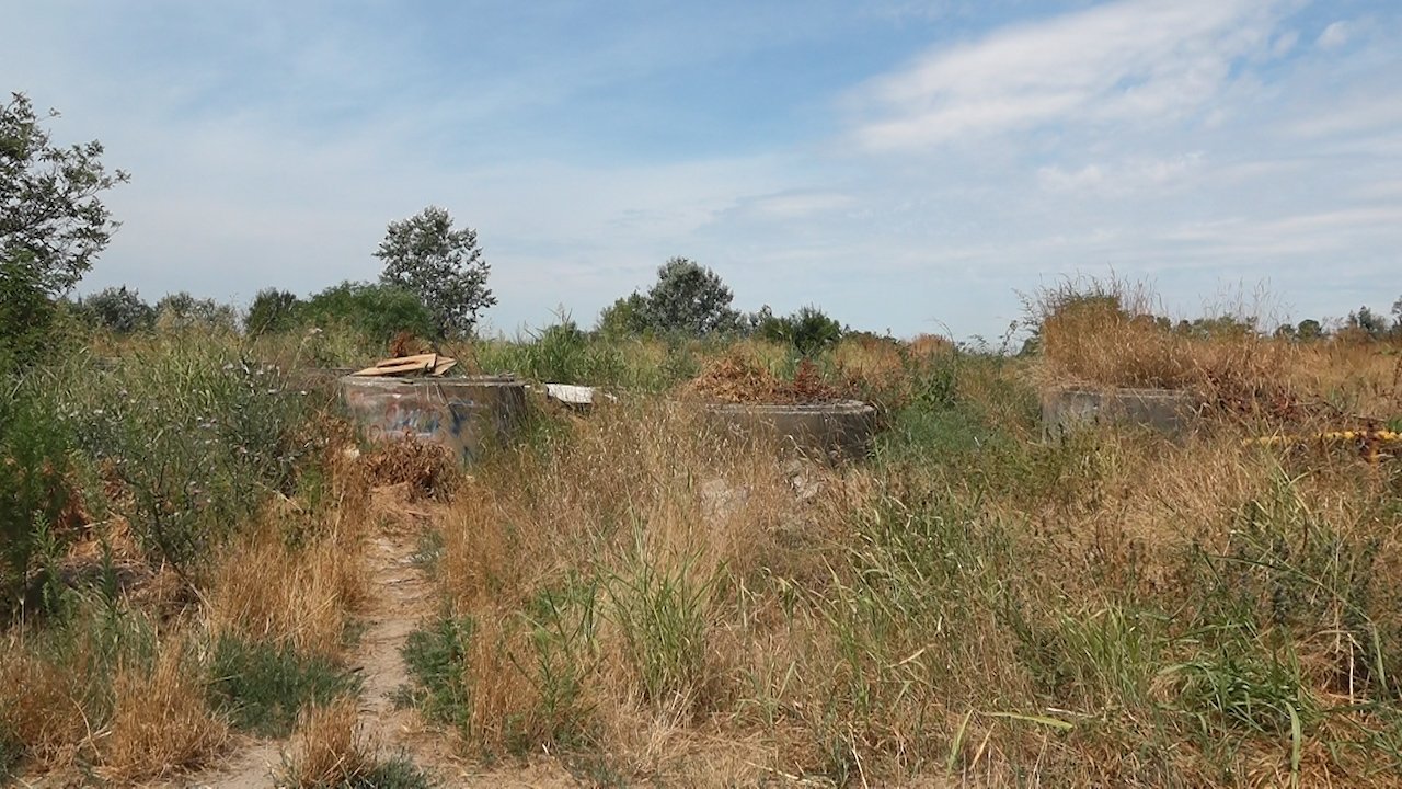 И дивља депонија и расадник амброзије - вишедеценијски проблем у Керу