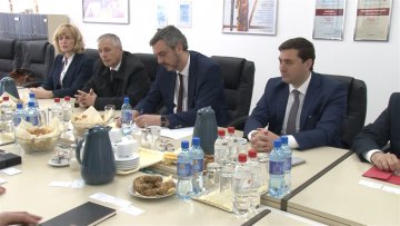 Чадеж: Привреда мора да се пита