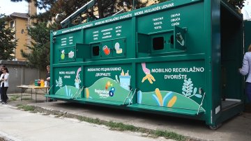 Мобилно рециклажно двориште постављено у Чантавиру