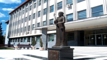 Притвор за малолетнике осумњичене за силовање и разбојништво