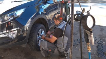 Од данас обавезне зимске гуме 
