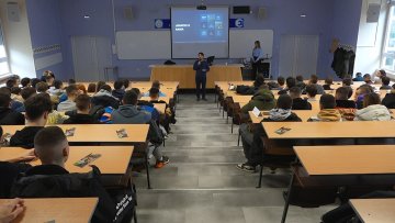 Више од 400 средњошколаца из околних места посетило Суботицу