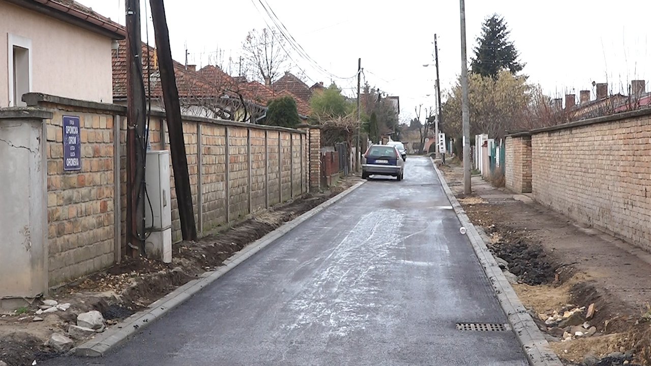 Решен проблем становника Оромске – асфалт заменио блато