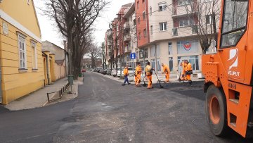 Почела сезона асфалтирања