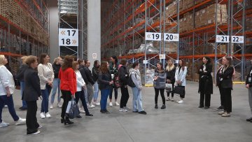 Адам шпед систем као инспирација девојчицама за будућу каријеру
