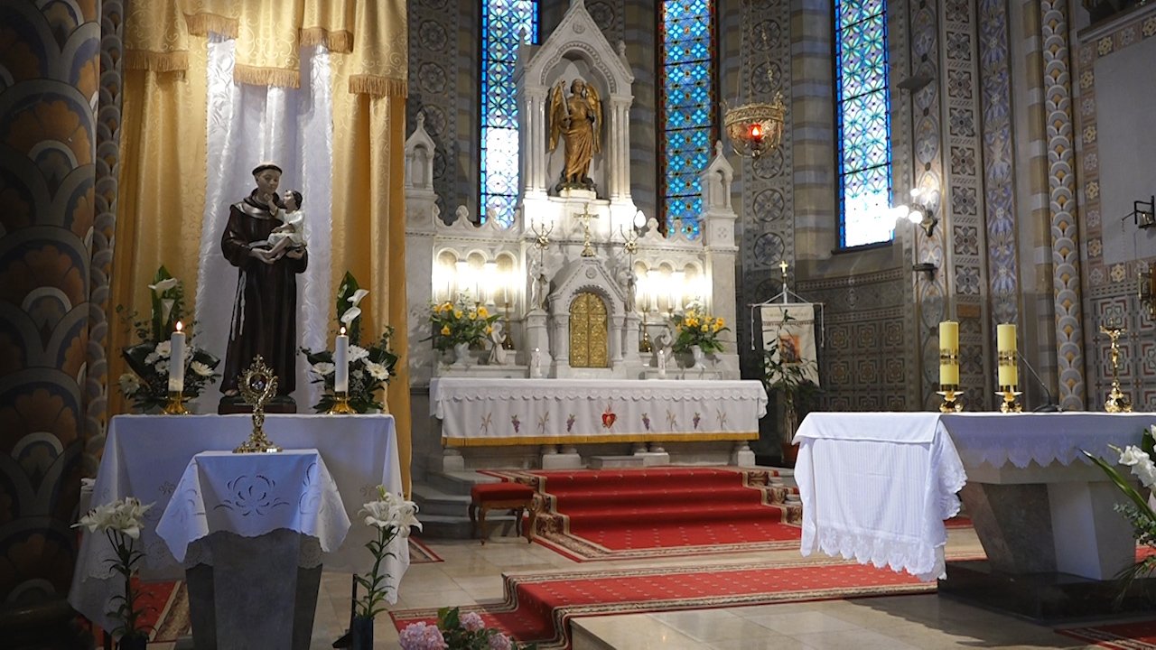 Реликвије Светог Антуна у Фрањевачкој цркви Светог Миховила