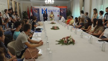 Стипендије за студенте хрватске националности који студирају у Србији